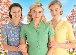 Colette is the one in the middle, between Joan (left) and Persephone